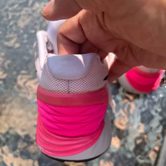 Nike Women's Pink, White and Black athletic sneakers. - Picture 10 of 17